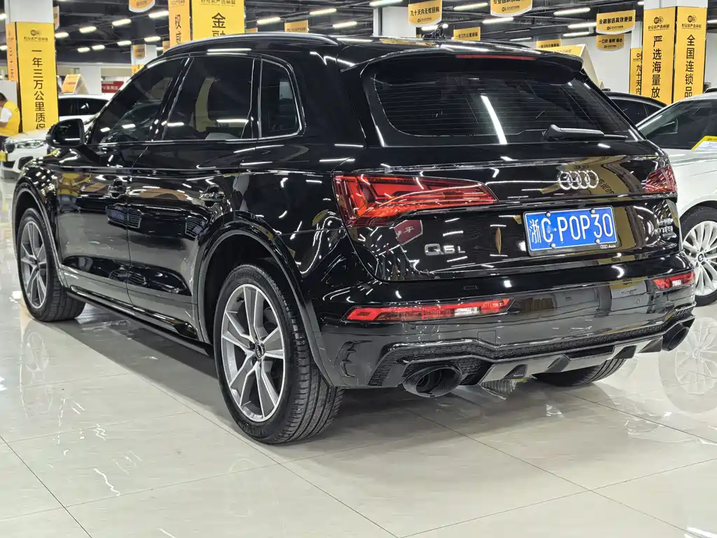 Audi Q5L — миниатюра 15