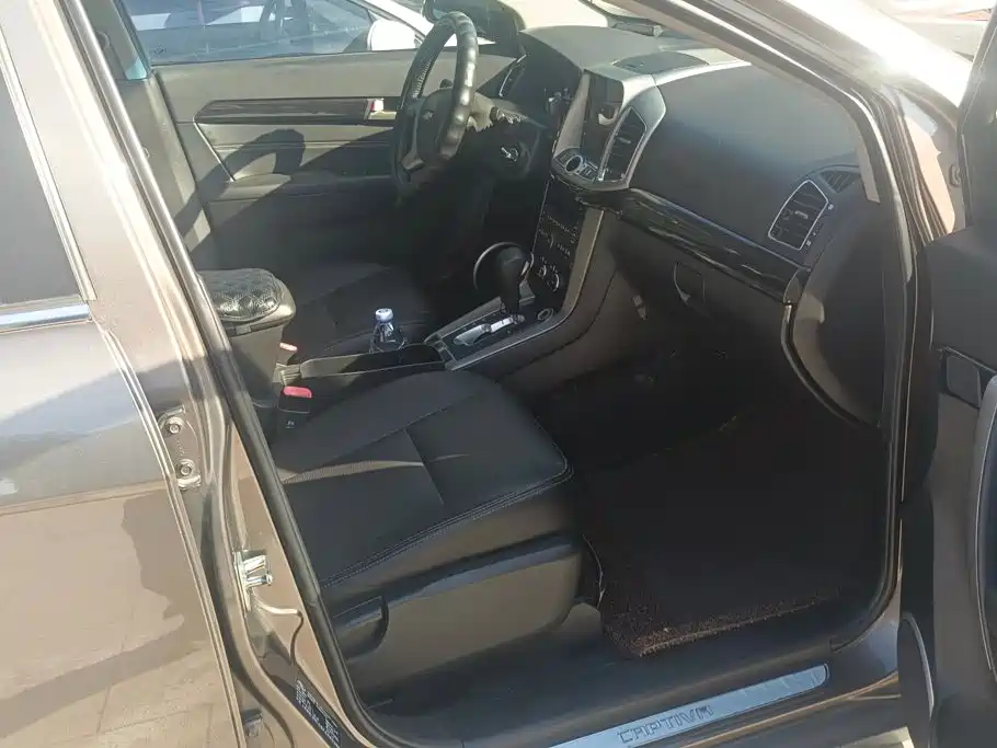 Chevrolet Captiva — миниатюра 8