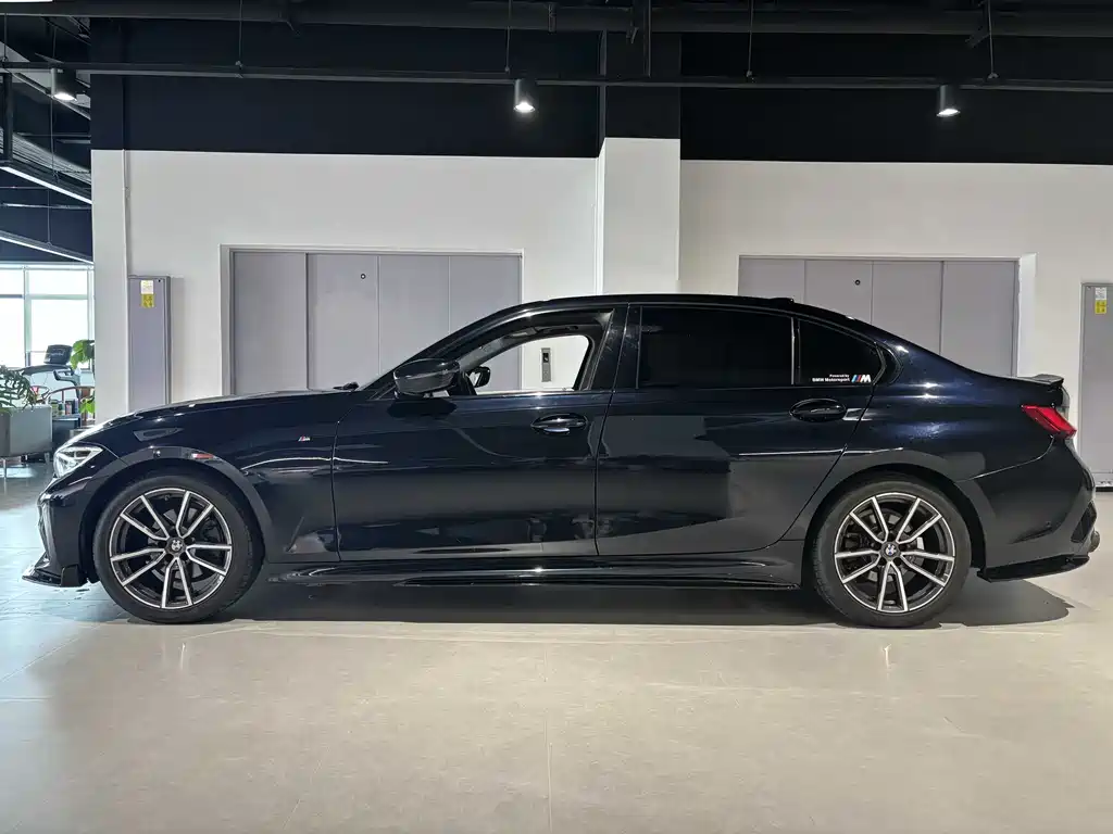 BMW 3 Series 3 2021 325Li M Sport