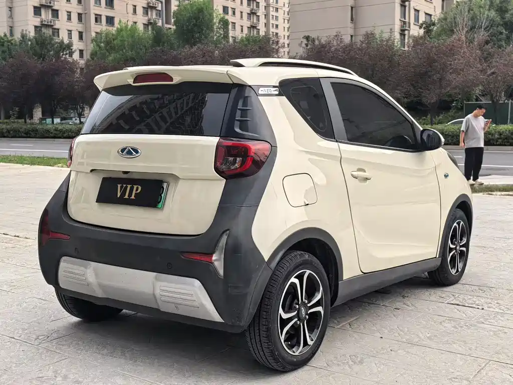 奇瑞QQ Little Ant — миниатюра 9