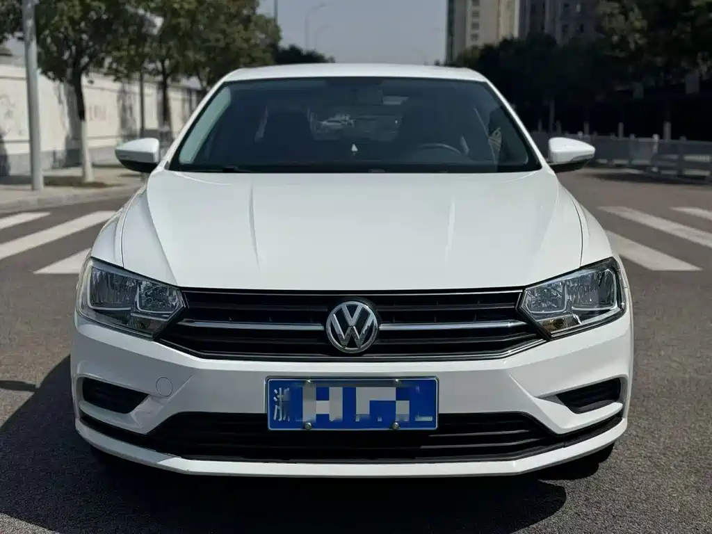 Volkswagen Bora — миниатюра 2