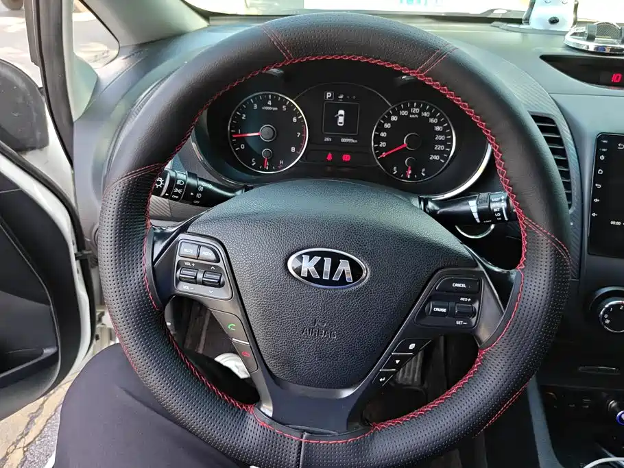 Kia K3 — миниатюра 15