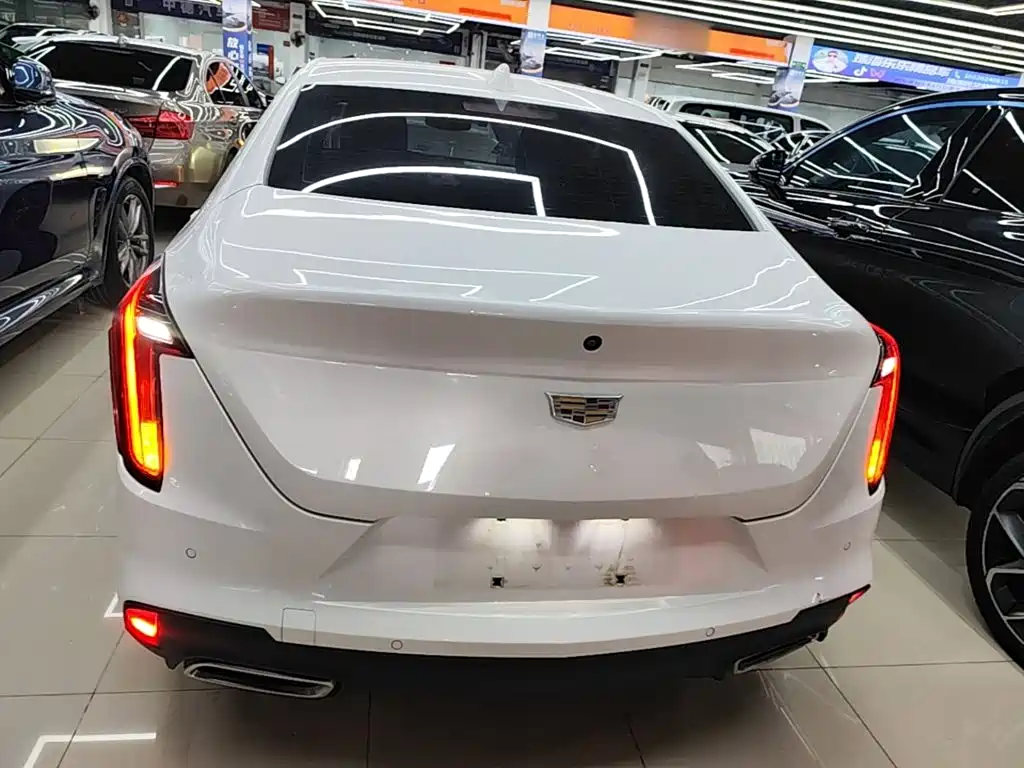 Cadillac CT4 — миниатюра 6