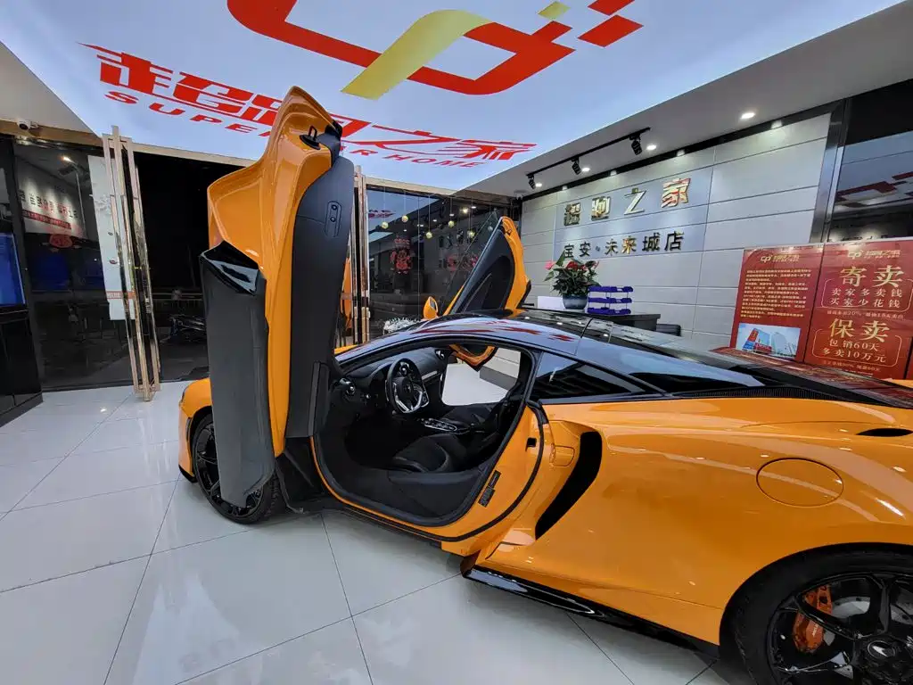 McLaren GT — миниатюра 3
