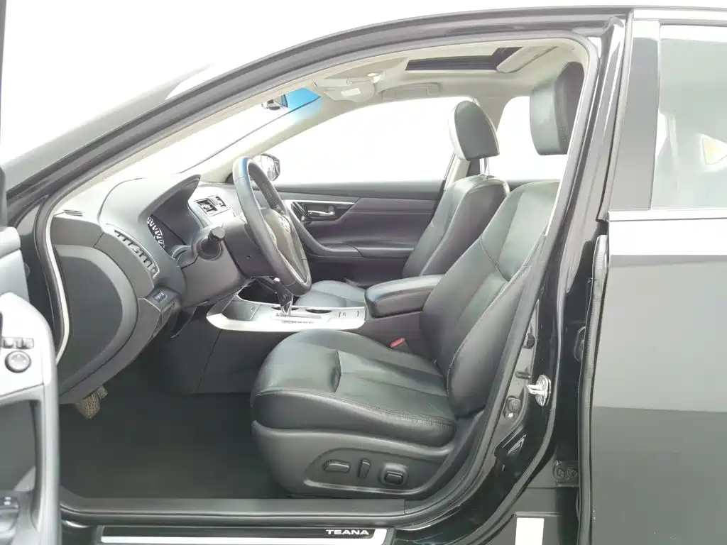 Nissan Teana — миниатюра 10