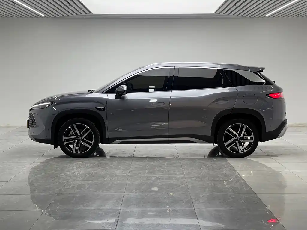 BYD L DM-i — миниатюра 7