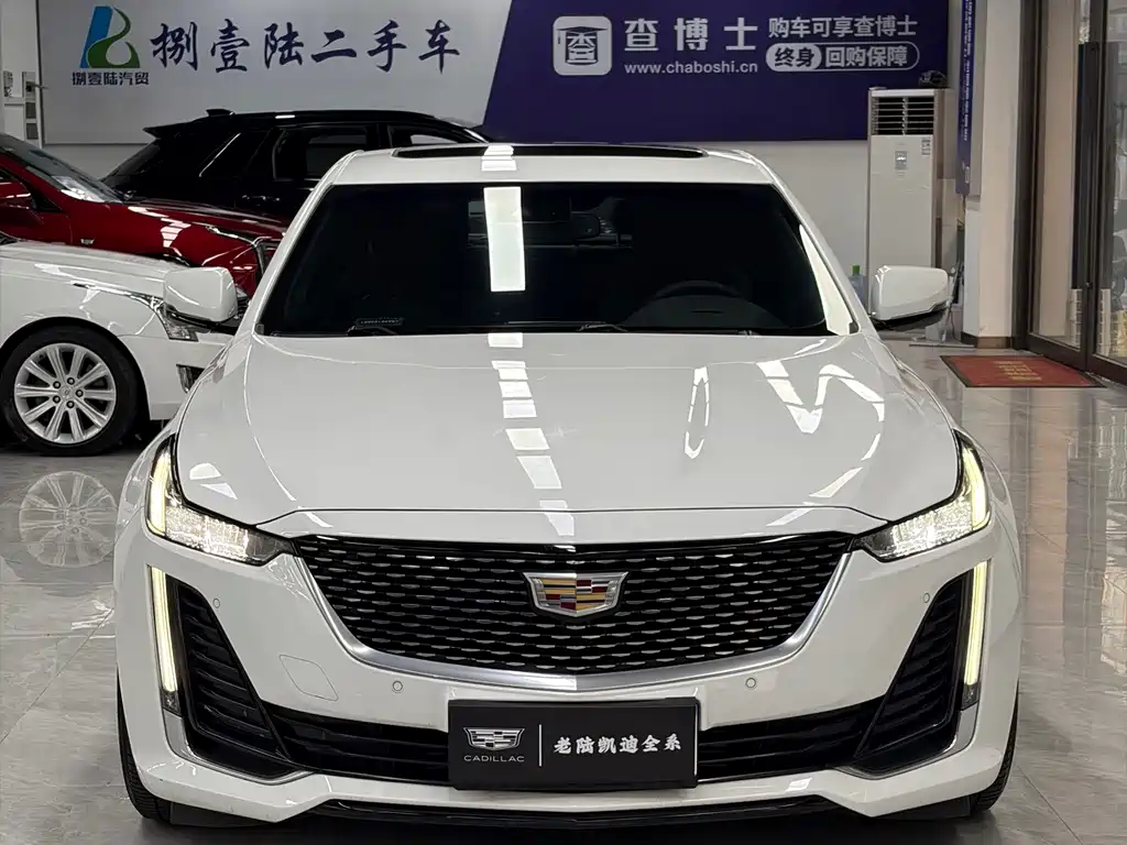 Cadillac CT5 — миниатюра 8