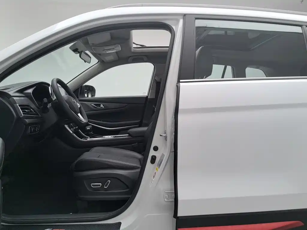 Changan CS75 — миниатюра 10