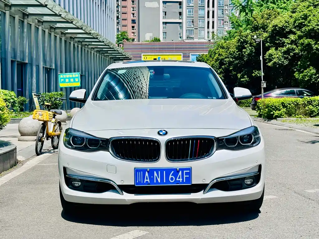 BMW 3 Series GT 2018