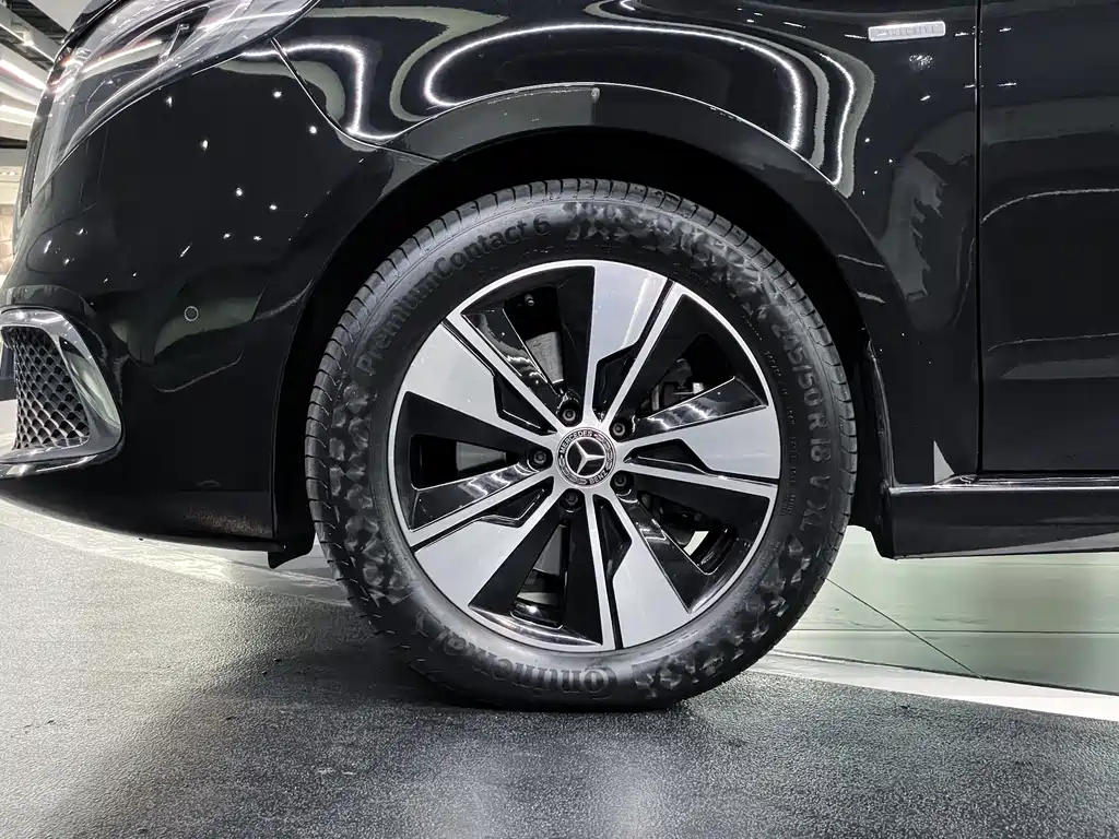 MERCEDES-BENZ V CLASS