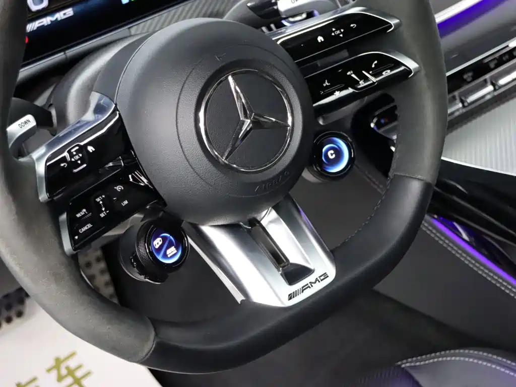 Mercedes-Benz AMG GT — миниатюра 10