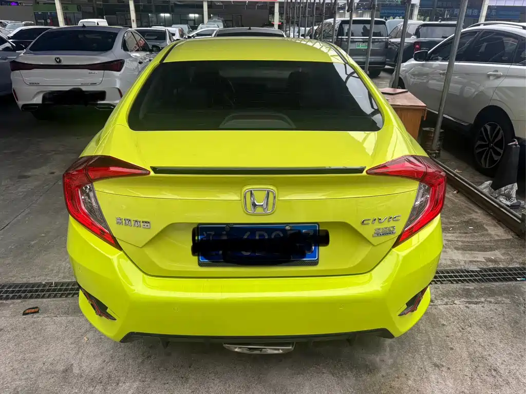 Honda Civic — миниатюра 12