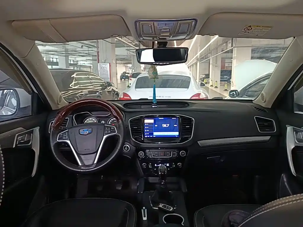Geely Vision X6 — миниатюра 10