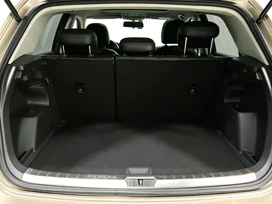 Volkswagen Golf — миниатюра 19