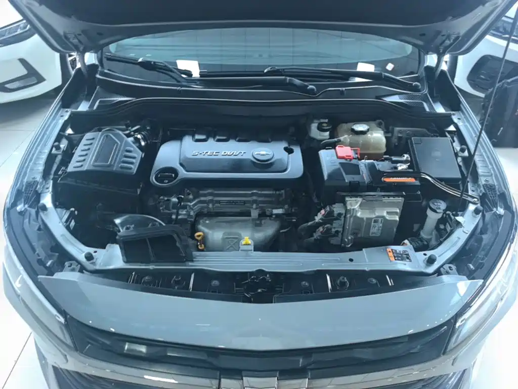 Chevrolet Monza — миниатюра 20