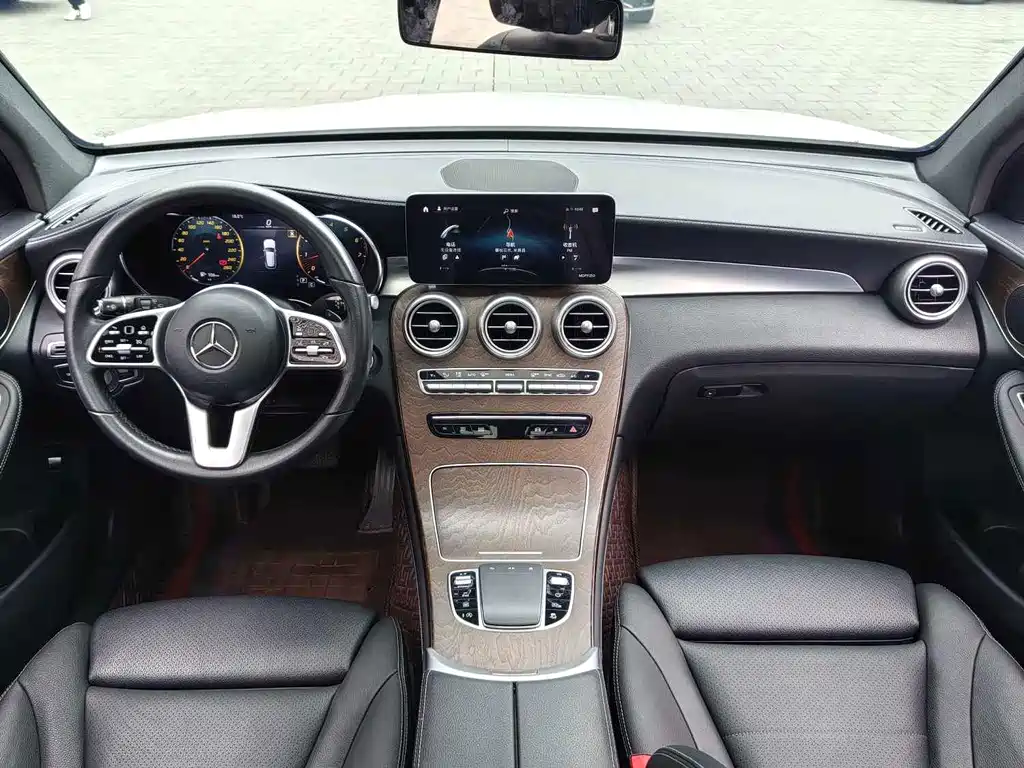 Mercedes-Benz GLC — миниатюра 9