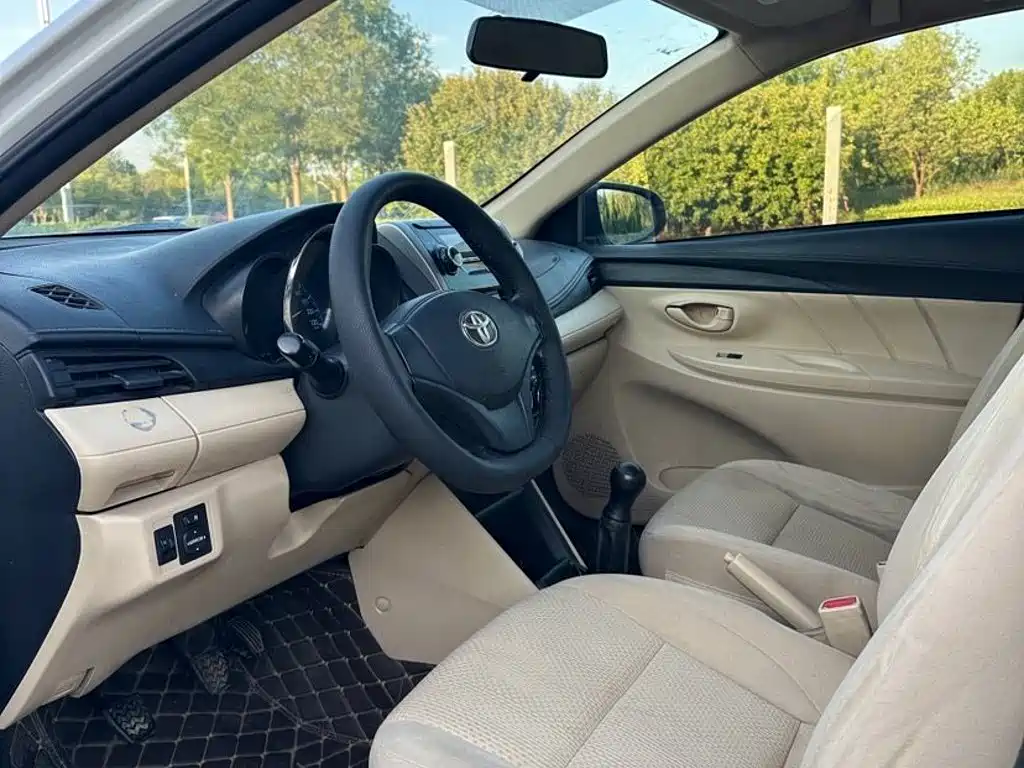 Toyota Vios — миниатюра 8