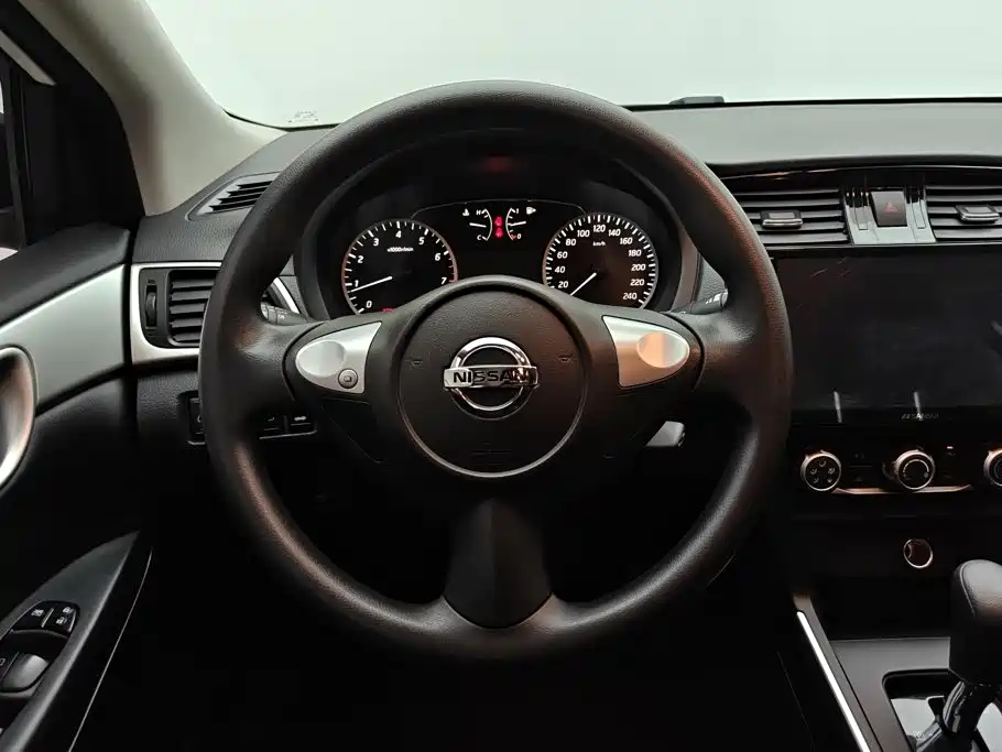 Nissan Sylphy — миниатюра 15