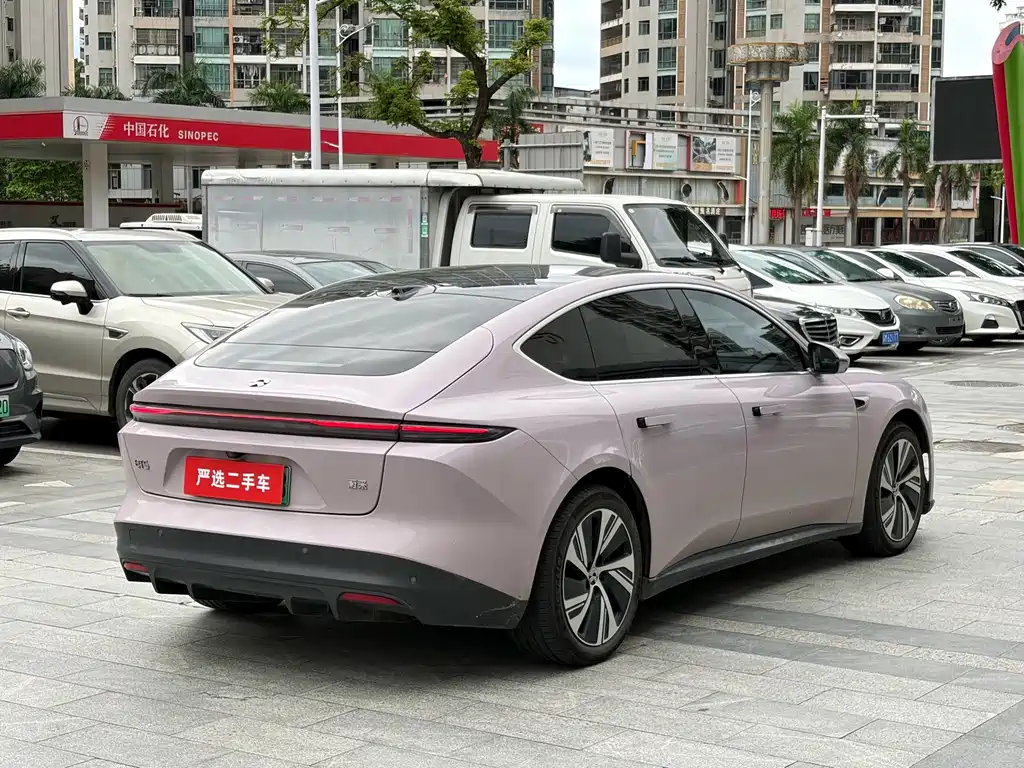 NIO ET5 — миниатюра 9