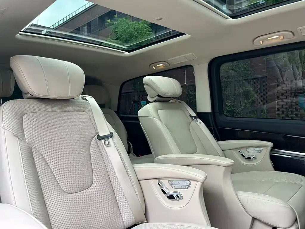 Mercedes-Benz V-Class — миниатюра 15