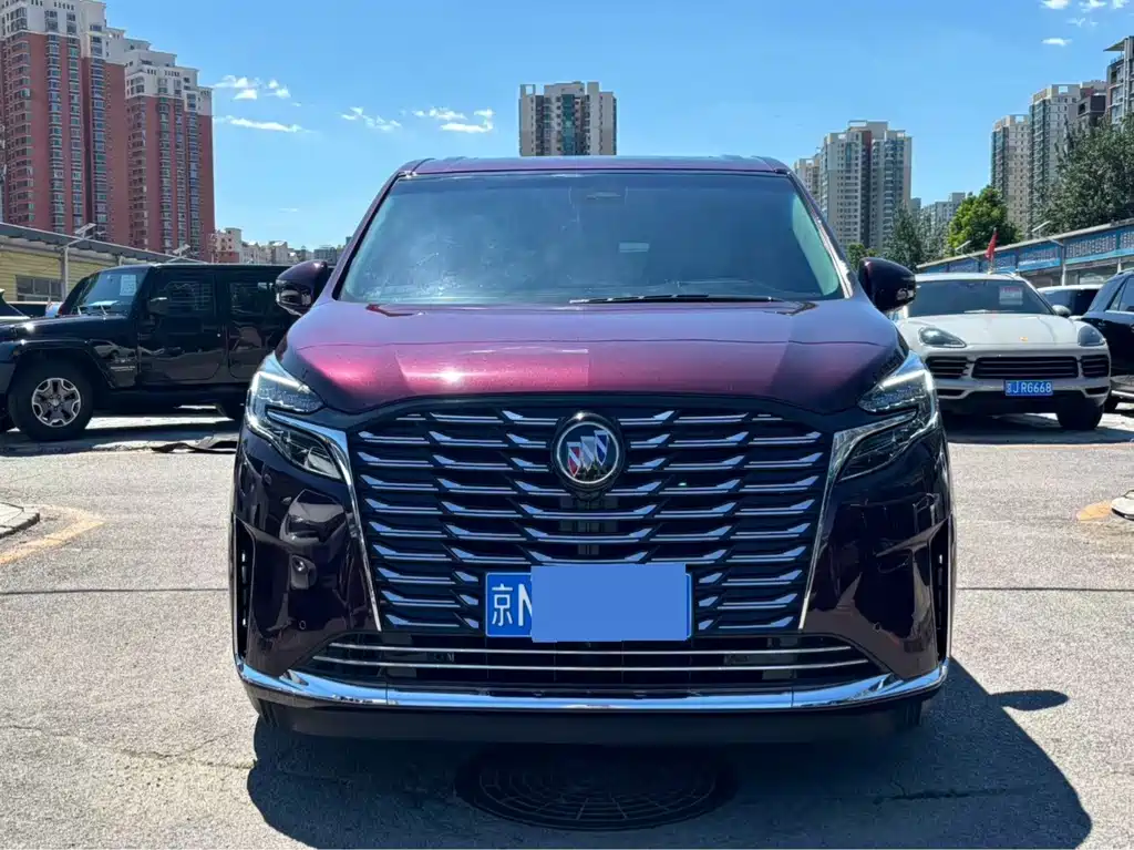 Buick GL8 — миниатюра 2