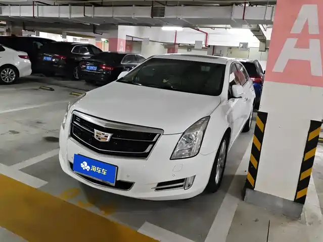 Cadillac XTS