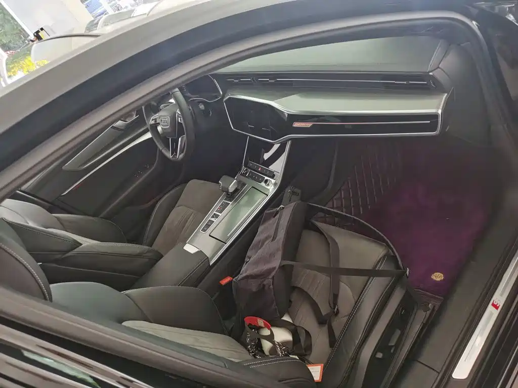 Audi A6L — миниатюра 9