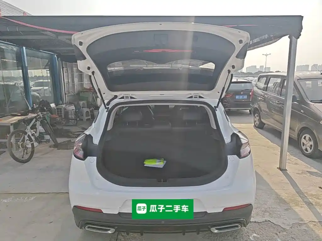 Geely Emgrand S — миниатюра 19