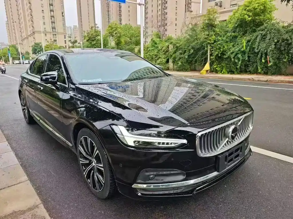 Volvo S90 — миниатюра 3