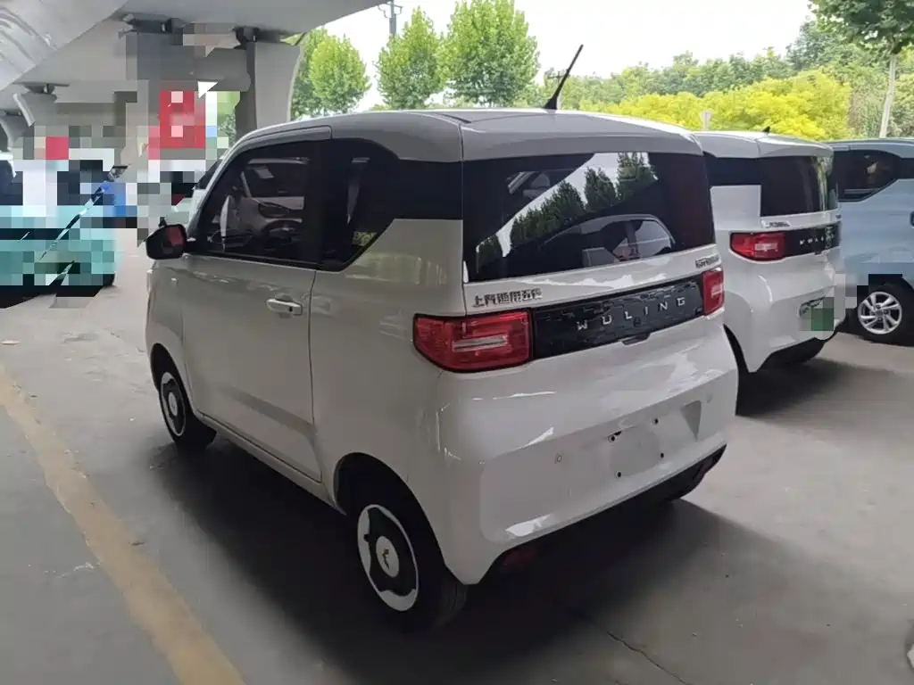 Wuling MINIEV — миниатюра 5