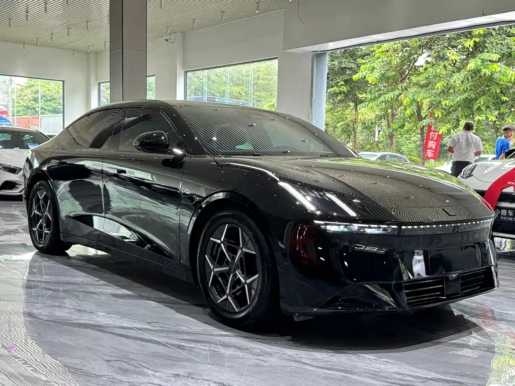 Lynk & Co Z10 — миниатюра 3