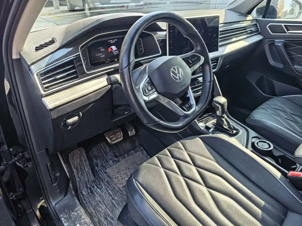 Volkswagen Tiguan L — миниатюра 4