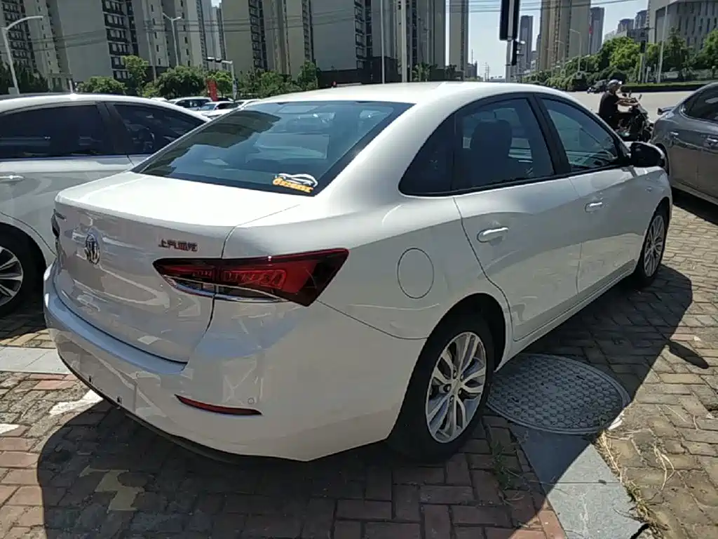 Buick Excelle — миниатюра 7