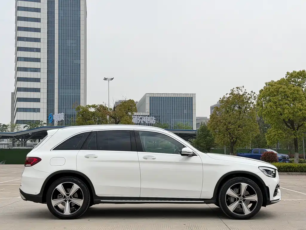 Mercedes-Benz GLC — миниатюра 6