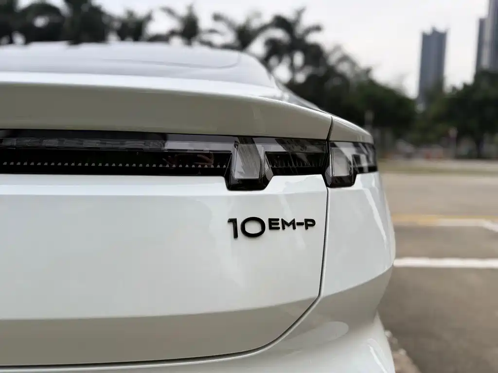 Lynk & Co 10 — миниатюра 16