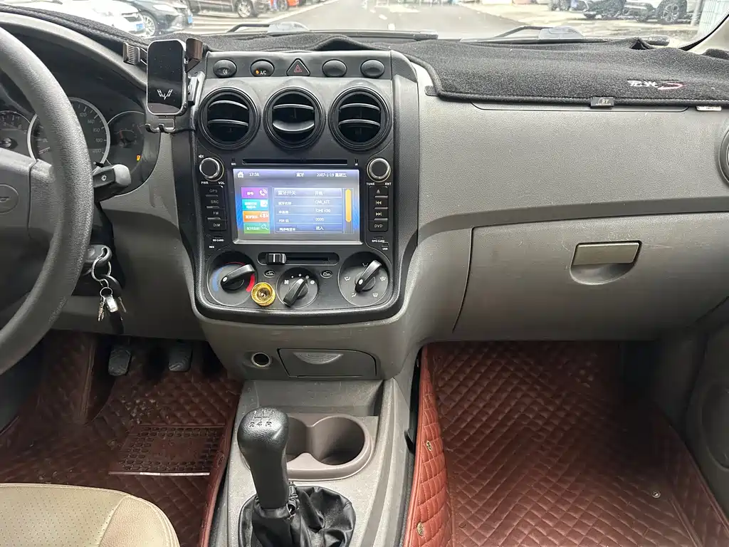 Wuling Hongguang — миниатюра 20