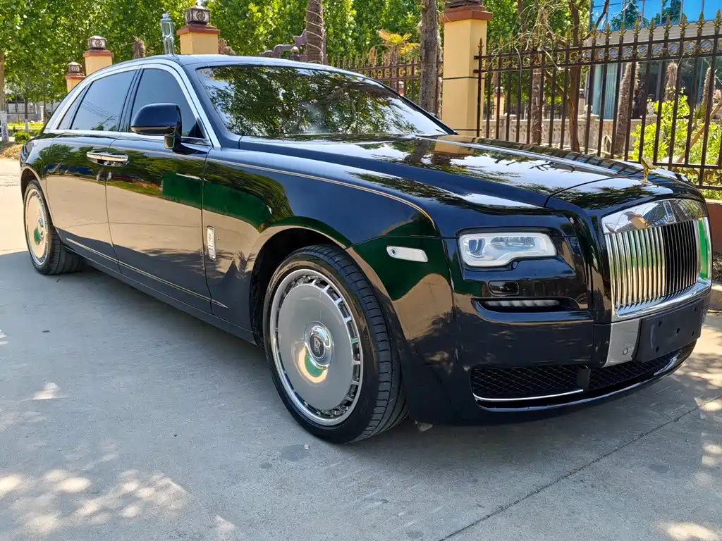 2017 Rolls-Royce Ghost - zdjęcie 1 z 2