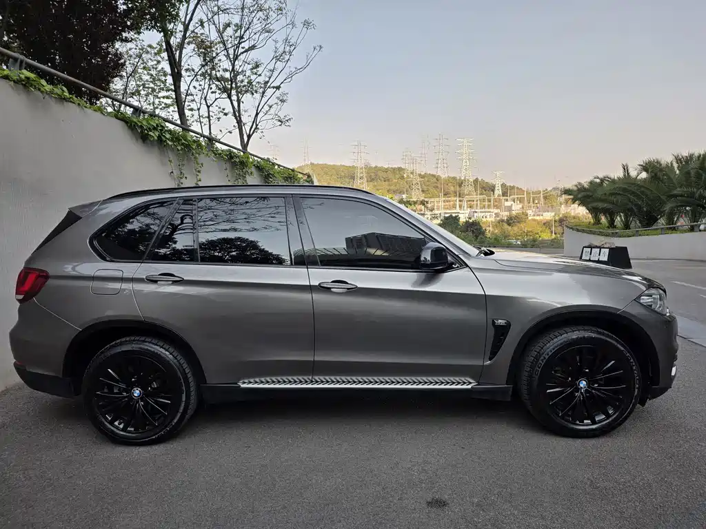 BMW X5 2017 xDrive28i