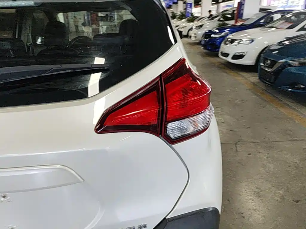 Nissan Kicks — миниатюра 8