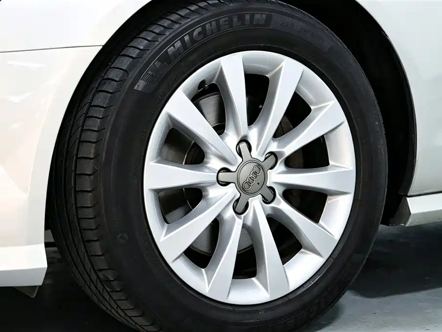 Audi A6L — миниатюра 15