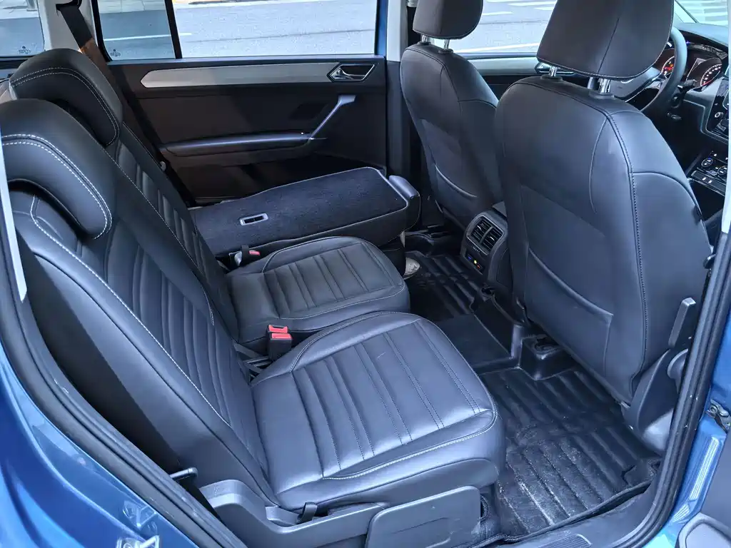 Volkswagen Touran — миниатюра 15