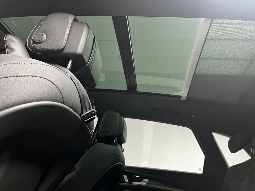 Audi Q5L — миниатюра 9