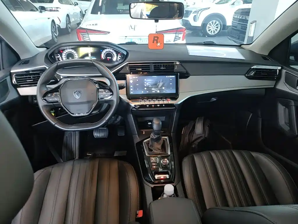 Peugeot 408 — миниатюра 10