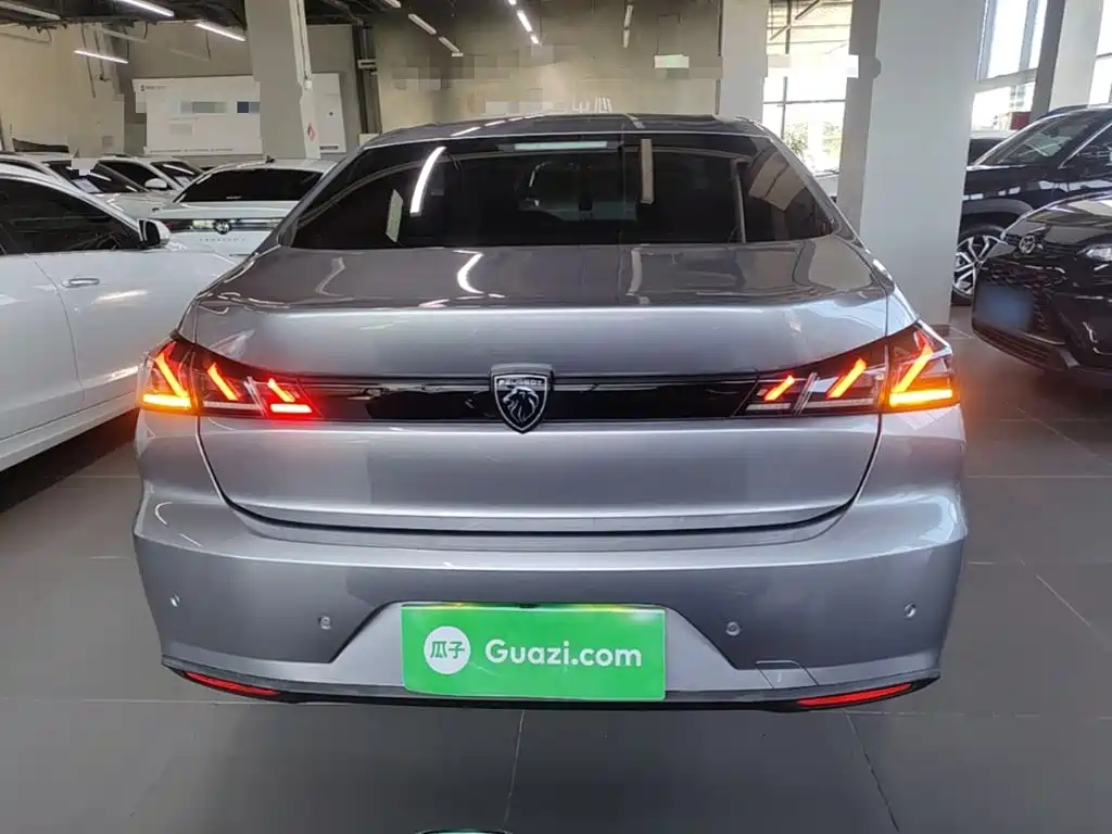 Peugeot 408 — миниатюра 6