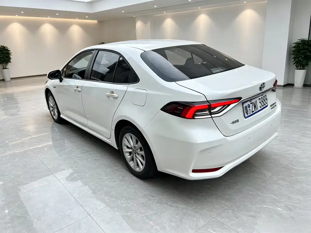 Toyota Corolla — миниатюра 9