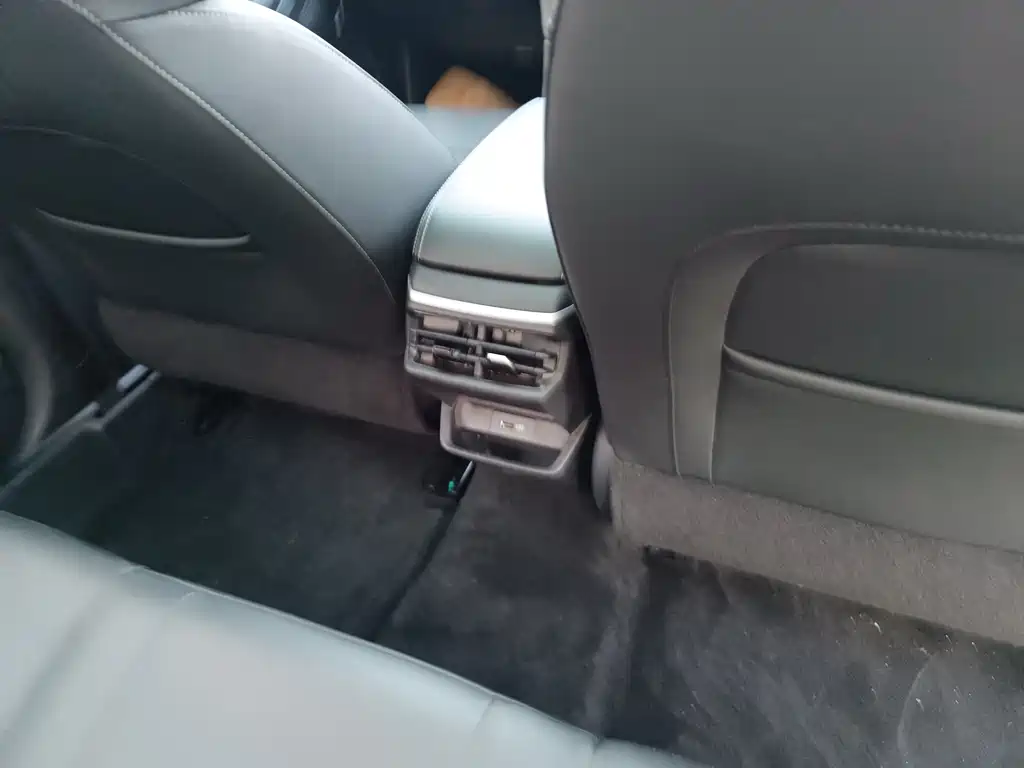 Geely Emgrand — миниатюра 18