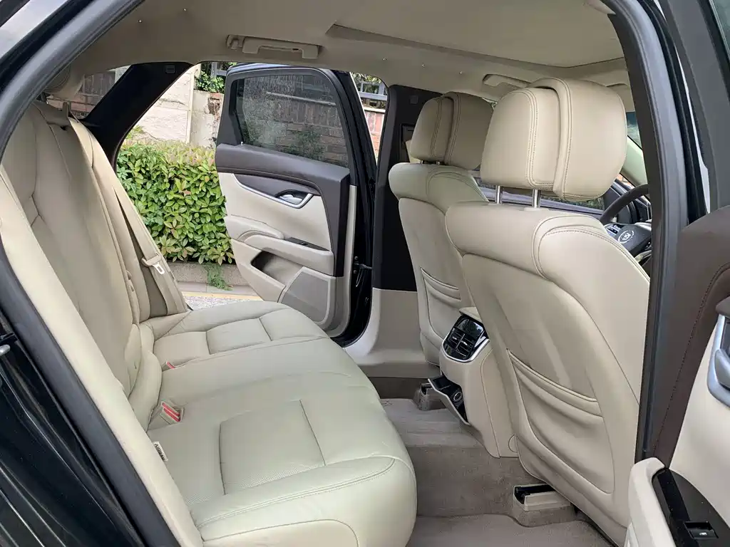 Cadillac XTS 2015 28T Elite