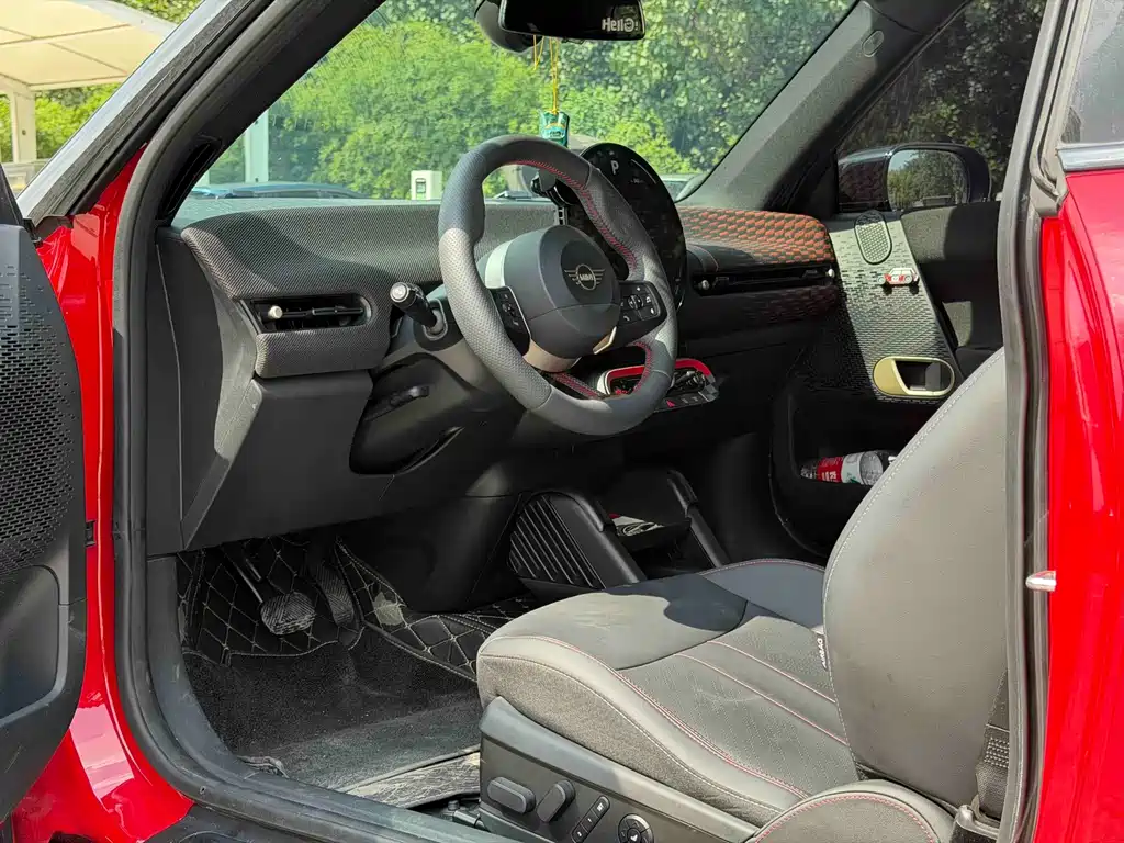 MINI MINI COOPER EV — миниатюра 6