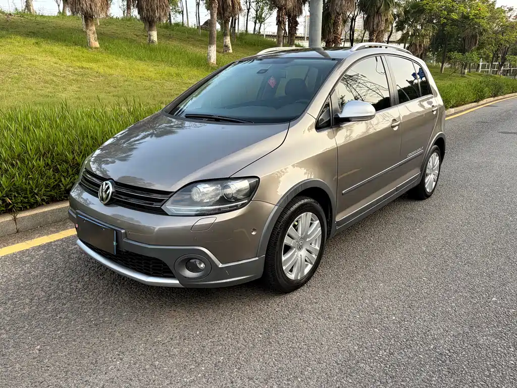 Купить Volkswagen Golf (Import)