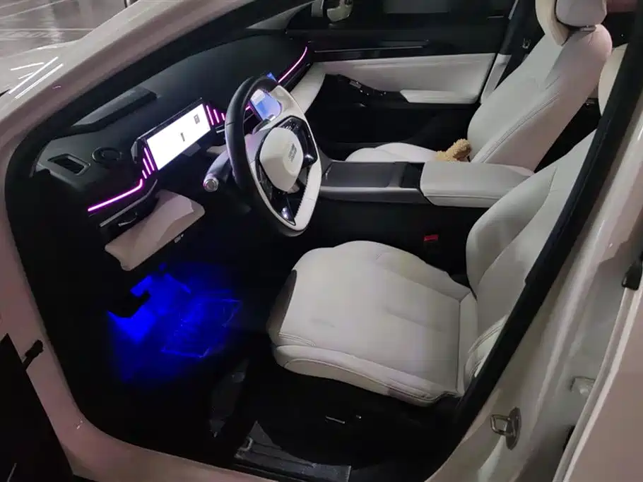 GEELY GALAXY GALAXY L6